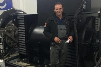 Na putu da radi u hidroelektrani, kosovski inženjer Ramiz Murati menja živote u Maliku.