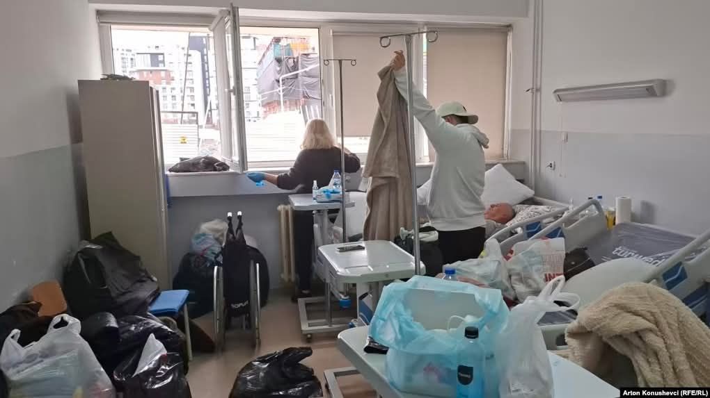 Porodica nosi teret brige u QKUK-u stvarnost koja zahteva hitna rešenja u Univerzitetskom kliničkom centru…