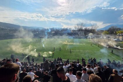 CF šiti gol u meču protiv Vushtrena