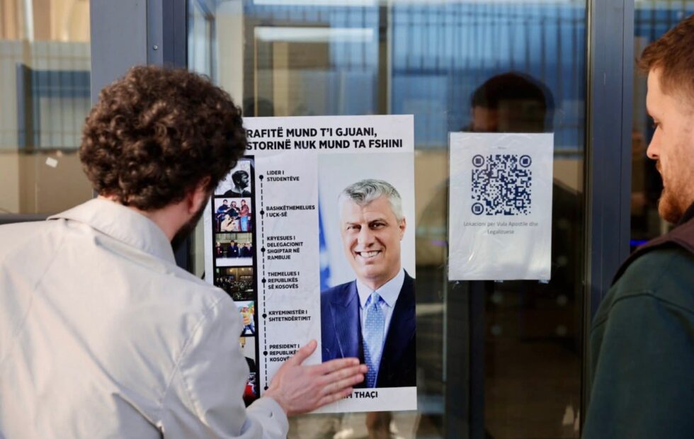 “Fotografitë mund t’i gjuani, por historinë nuk mund ta fshini”
