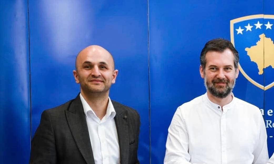 I denoncuar për keqpërdorime, Bislim Bislimi drejt rikthimit në krye të Arkivave – pezullohet sinjalizuesi