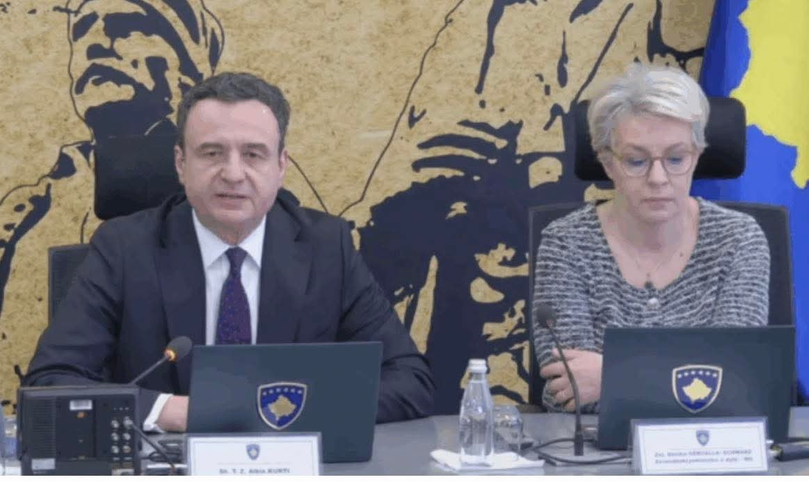 Albin Kurti i kërkon autorizim Vjosa Osmanit për Donika Gërvallën