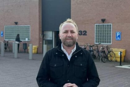 Tahiri viziton Thaçin në Hagë: “Ju dërgon të fala nga Presidenti”