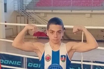 Amar Vehapi shpallet kampion në Kikboks