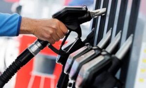 Nafta arrin në 1.79 euro për litër, Qeveria nuk e sheh opsion heqjen e TVSH-së dhe akcizës