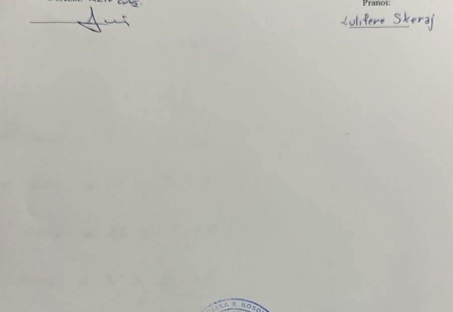 Mbi 8 mijë euro mblidhen në shkollën “Emin Duraku” në Prizren për operimin e nxënësit Adi Skeraj