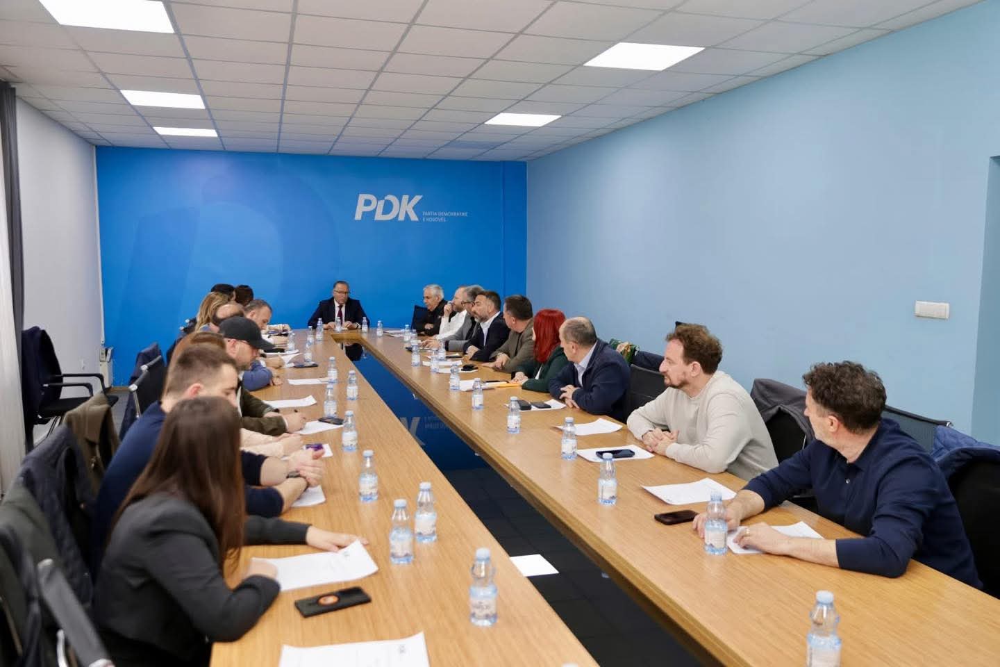 PDK pas mbledhjes së Kryesisë: Zgjidhja e vetme, zgjedhjet e reja