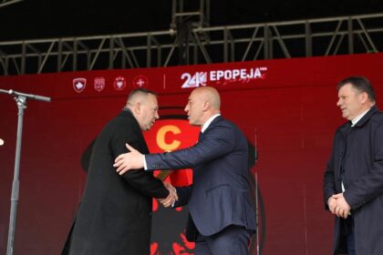 OVL e UÇK-së: Hilmi Haradinaj me djemtë i bëri ballë me guxim rrethimit të trefishtë