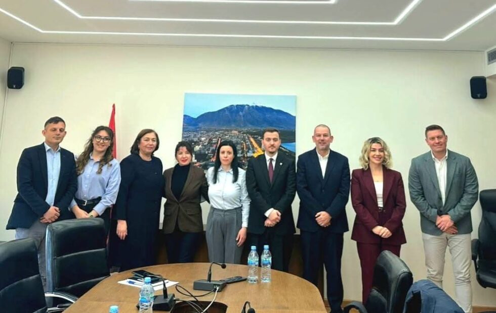 Prokuroritë e Prizrenit dhe Kukësit forcojnë bashkëpunimin kundër krimit ndërkufitar
