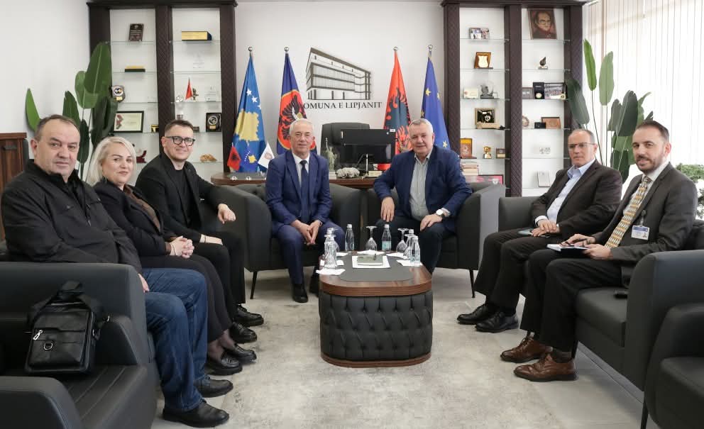 Lipjani dhe Dragashi diskutojnë për bashkëpunim dhe zhvillim lokal