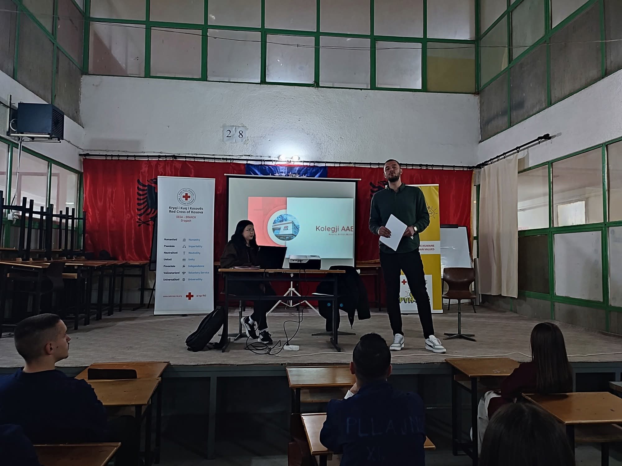 Sesion për orientim në karrierë me maturantët në Shkollën e Mesme të Lartë “Ruzhdi Berisha”