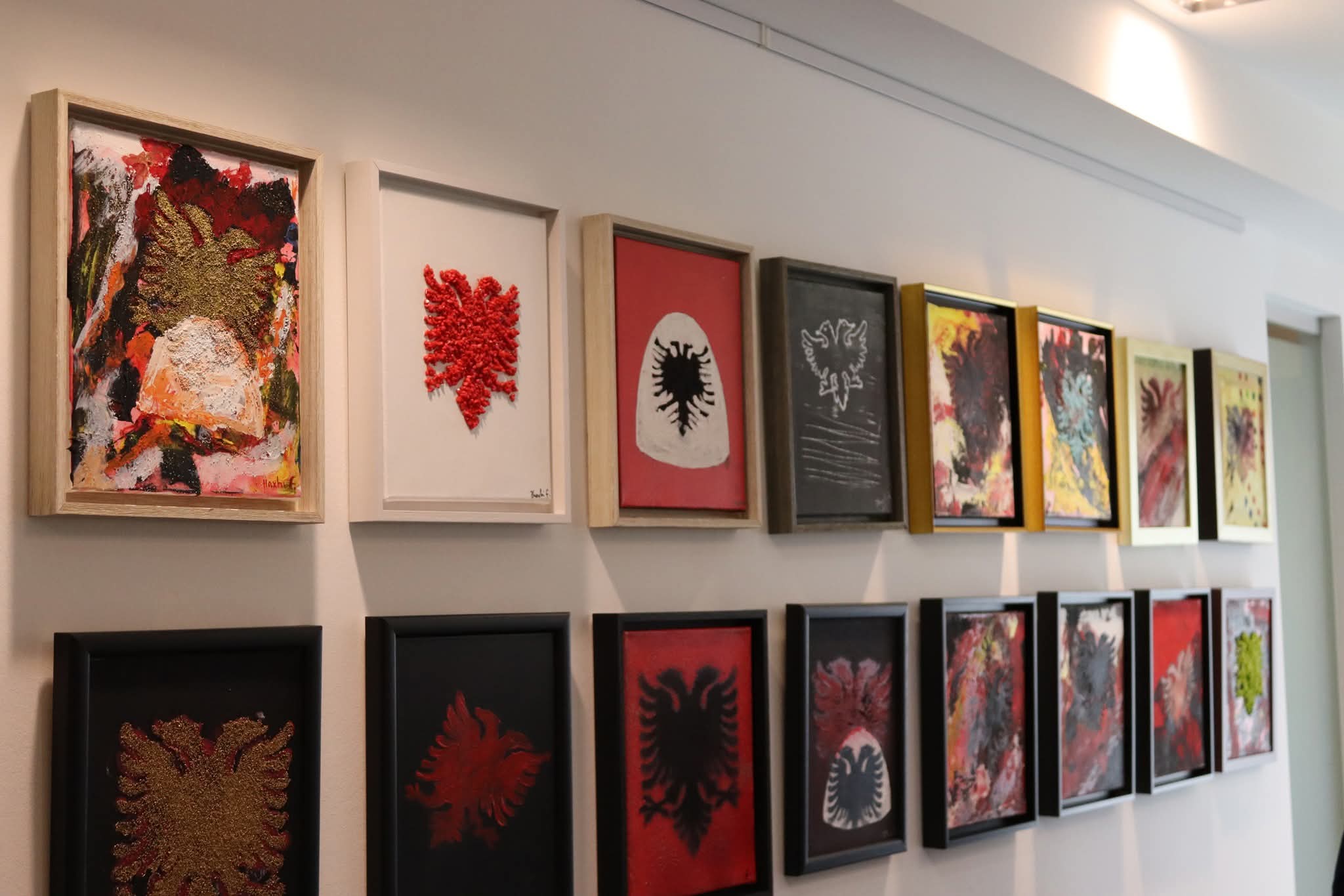 Otvorena izložba OVK OVK u ambasadi Kosova u Beču